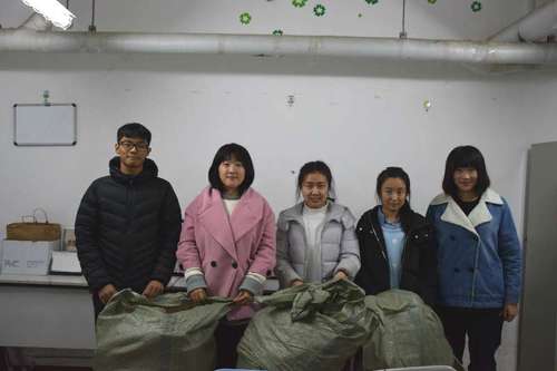 4工作人员合照