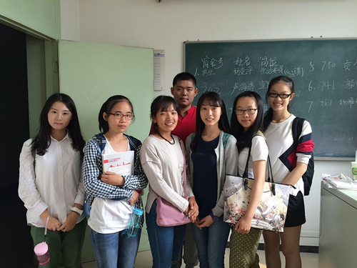 人文社会科学学部2015级各班(本科)班委会、团支部委员会成功组建670 人文社会科学学部2015级各班(本科)班委会、团支部委员会成功组建670